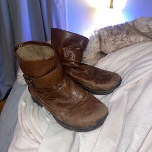 Vintage Dansko Brown Leather Boots Size 9